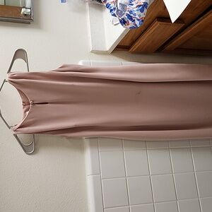 Dusty pink key hole dress